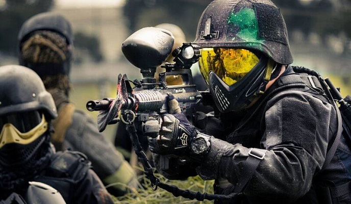 Игра в пейнтбол в Саратове. Ultra Подарки. Купить пейнтбол в Саратове. Стрельба из пневматической винтовки в пейнтбольном клубе, игра в пейнтбол - цены. Сервис UltraPodarki.ru 8 800 505 95 30. Пейнтбол, пейнтбол Саратов, игра в пейнтбол, игра в пейнтбол Саратов, купить пейнтбол, купить пейнтбол Саратов, пейнтбольный клуб, пейнтбольный клуб Саратов, пейнтбольный маркер, пейнтбольный маркер Саратов