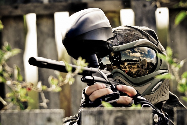 Игра в пейнтбол в Саратове. Ultra Подарки. Купить пейнтбол в Саратове. Стрельба из пневматической винтовки в пейнтбольном клубе, игра в пейнтбол - цены. Сервис UltraPodarki.ru 8 800 505 95 30. Пейнтбол, пейнтбол Саратов, игра в пейнтбол, игра в пейнтбол Саратов, купить пейнтбол, купить пейнтбол Саратов, пейнтбольный клуб, пейнтбольный клуб Саратов, пейнтбольный маркер, пейнтбольный маркер Саратов