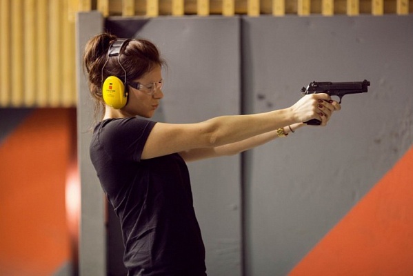 Стрельба из пневматического оружия в тире Саратова. Сервис Ultra Подарки. Пневматический тир. Купить подарочный сертификат на стрельбу из пневматического оружия в Саратове. Сервис UltraPodarki.ru 8 800 505 95 30. стрельбе из пневматического оружия Саратов, стрелковый клуб Саратов, стрельба из оружия Саратов, пневматическое оружие Саратов, пневматический тир Саратов, стрельба из пневматического оружия, пулевая стрельба, пулевая стрельба Саратов, пневматический тир в Саратове