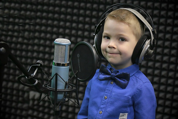  Индивидуальные занятия вокалом в Саратове. Ultra Подарки. Купить сертификат на индивидуальные занятия вокалом в Саратове и уроки обучения вокалу.  Сервис UltraPodarki.ru 8 800 505 95 30. Индивидуальные занятия вокалом, занятия вокалом в Саратове, обучение вокалу Саратов, уроки вокала Саратов, школа вокала Саратов, занятие вокалом для детей, занятия вокалом, обучение вокалу, уроки вокала, школа вокала, уроки вокала обучение, вокальные уроки, индивидуальные занятия вокалом Саратов