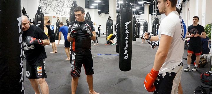 Смешанные единоборства в Саратове. Сервис Ultra Подарки. Купить подарочный сертификат на смешанные единоборства в Саратове. Опытные инструкторы обучат вас ММА. Сервис UltraPodarki.ru 8 800 505 95 30. Смешанные единоборства, бои без правил, ММА, смешанные единоборства в Саратове, UFC, смешанные боевые искусства, бои без правил Саратов, UFC Саратов, смешанные боевые искусства Саратов, ММА Саратов, занятия ММА Саратов
