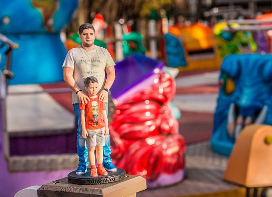 Создание 3D фигурок в городе Саратов. Ultra Подарки. Создание 3D фигурок в городе Саратов. Мини копия человека с помощью 3D печати на специальном принтере. Сервис: UltraPodarki.ru 8 800 505 95 30. 3D фигурки в Саратове, 3D печать, 3D фото Саратов, 3D сканирование, 3D печать фигурки Саратов,3D фигурка Саратов, 3D Саратов