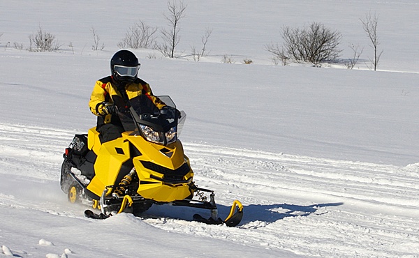 Катание на снегоходах в Саратове в подарок. Сервис Ultra Подарки
. Подарочный сертификат на катание на снегоходах в Саратове с друзьями. Закажите прокат снегоходов в подарок для мужчины по привлекательным ценам. Живописные маршруты для езды на снегоходах это отличная возможность активного отдыха. Сервис UltraPodarki.ru 8 800 505 95 30. катание на снегоходах, подарочный сертификат на катание на снегоходе, прокат снегоходов, прокат снегоходов Саратов, катание на снегоходах Саратов, езда на снегоходе
