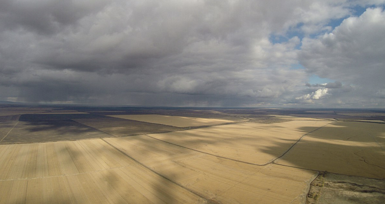 Полёт с инструктором на параплане в Саратове. Ultra Подарки. Полёт с инструктором на параплане в Саратове. Попробуйте полёт на двухместном параплане над столицей. Сервис: UltraPodarki.ru 8 800 505 95 30. Полёт на параплане, полёт на параплане Саратов, полёт с инструктором на параплане Саратов, полёт с инструктором на параплане, параплан Саратов, параплан, парапланеризм Саратов, купить параплан Саратов