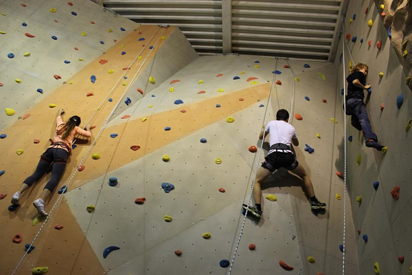 Занятия скалолазанием в Саратове. Ultra Подарки
. Купить занятия по скалолазанию в Саратове. Скалодром укрепляет тело и создаёт положительные эмоции. Сервис UltraPodarki.ru 8 (800) 505 95 30
. Скалолазание Саратов, скалолазание, скалодром Саратов, скалодром, скалолазание школа Саратов, скалолазание школа, купить скалолазание Саратов, купить скалолазание, занятия скалолазание Саратов, занятия скалолазание, уроки скалолазания Саратов, уроки скалолазания