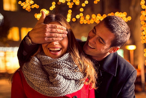 Романтическое свидание на крыше в Саратове. Ultra Подарки. Купить романтическое свидание на крыше в Саратове. Подарите самым близким незабываемые моменты и почувствуйте друг друга ещё ближе. Сервис UltraPodarki.ru 8 800 505 95 30. Романтическое свидание на крышев Саратове, свидание на крышев Саратове, свидание, сертификат на свидание на крыше, сертификат на свидание в Саратове, купить свидание на крыше, купить свидание Саратов