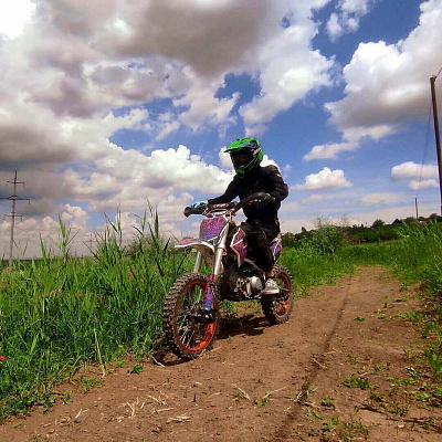 Катание на мотоцикле в Саратове. ULTRA ПОДАРКИ. Купить катание на мотоцикле в Саратове. Попробовав езду на мотоциклах, вы получите порцию адреналина и невероятные эмоции. Сервис: UltraPodarki.ru 8 800 505 95 30.. Катание на мотоцикле в Саратове, прокат мотоциклов Саратов, катание на мотоциклах, прокат мотоцикла, езда на мотоцикле Саратов, езда на мотоцикле, мотопрогулка Саратов, мотопрогулка