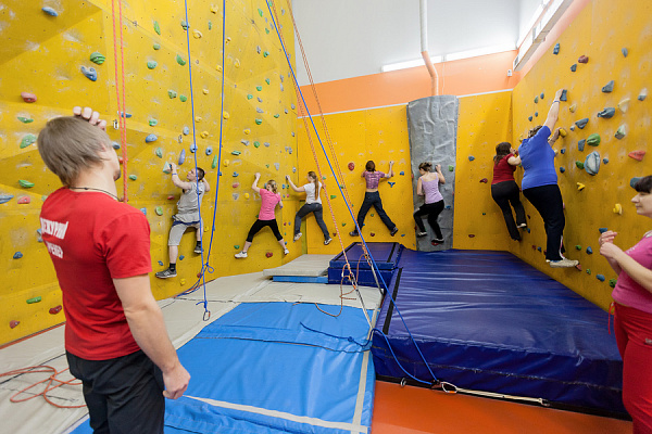 Занятия скалолазанием в Саратове. Ultra Подарки
. Купить занятия по скалолазанию в Саратове. Скалодром укрепляет тело и создаёт положительные эмоции. Сервис UltraPodarki.ru 8 (800) 505 95 30
. Скалолазание Саратов, скалолазание, скалодром Саратов, скалодром, скалолазание школа Саратов, скалолазание школа, купить скалолазание Саратов, купить скалолазание, занятия скалолазание Саратов, занятия скалолазание, уроки скалолазания Саратов, уроки скалолазания